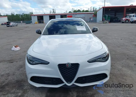 2021 Alfa Romeo Giulia Ti Sport Rwd z USA, uszkodzony, nr VIN ZARFAMBN4M7642313